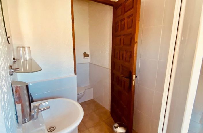 Image No.38-7 Bed Villa for sale