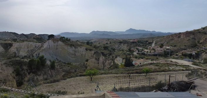 Image No.22-3 Bed House for sale