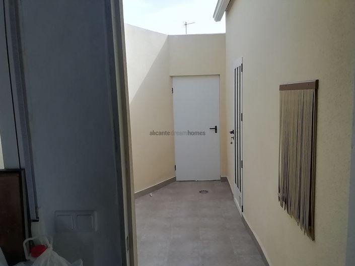 Image No.17-4 Bed Villa for sale