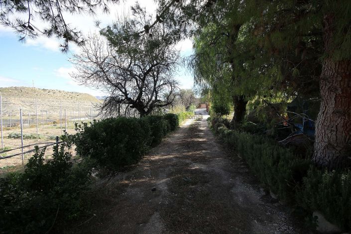 Image No.15-7 Bed Villa for sale