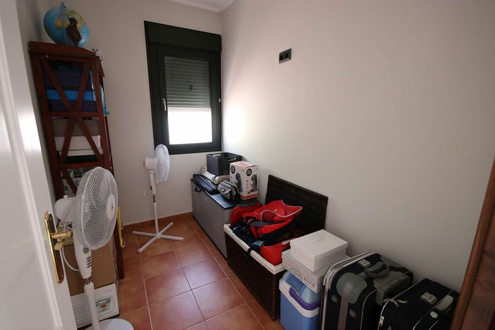 Image No.29-Villa de 4 chambres à vendre à Petrer