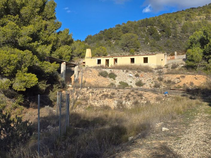 Image No.2-3 Bed Villa for sale