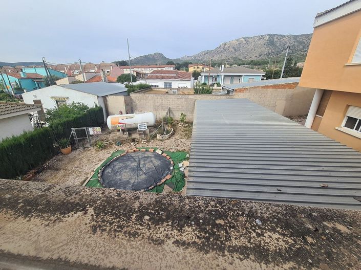 Image No.21-4 Bed Townhouse for sale