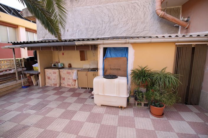 Image No.38-4 Bed Townhouse for sale