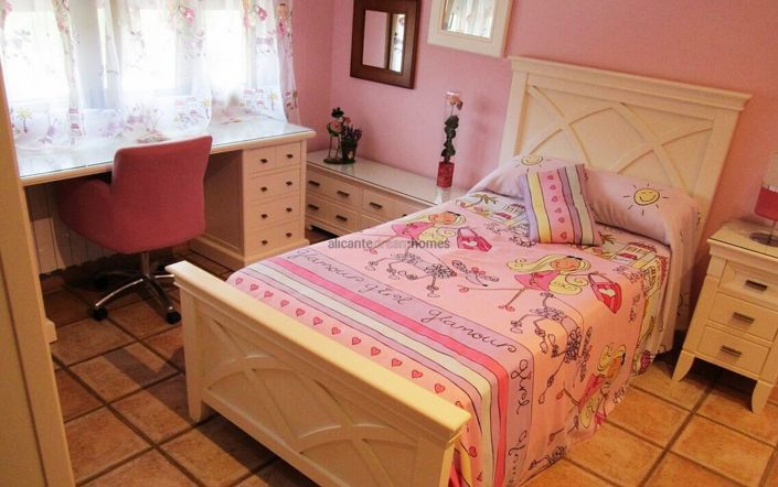 Image No.21-6 Bed Villa for sale