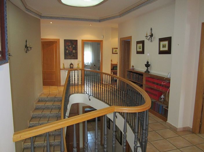 Image No.22-6 Bed Villa for sale