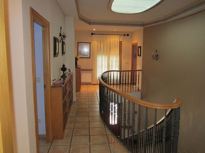 Image No.23-Villa de 6 chambres à vendre à Yecla