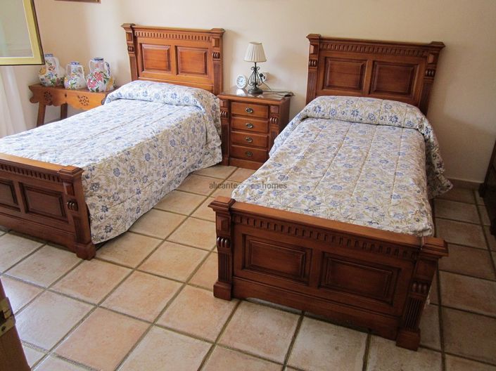 Image No.31-6 Bed Villa for sale