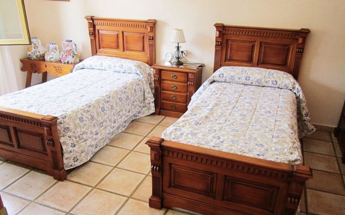 Image No.40-6 Bed Villa for sale