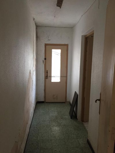 Image No.25-9 Bed Villa for sale