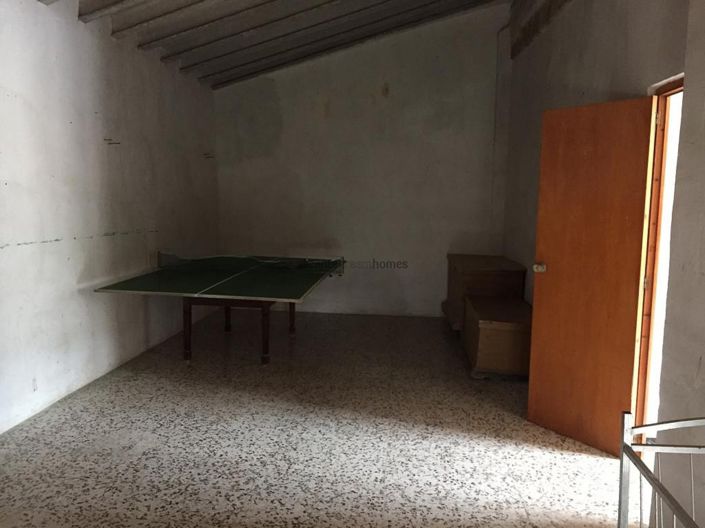 Image No.29-9 Bed Villa for sale