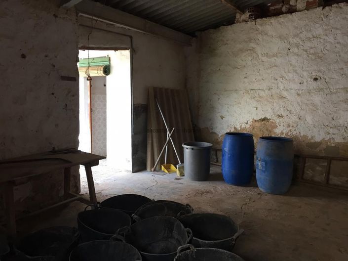 Image No.40-9 Bed Villa for sale