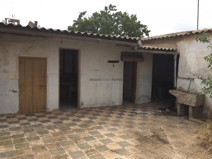 Image No.44-9 Bed Villa for sale