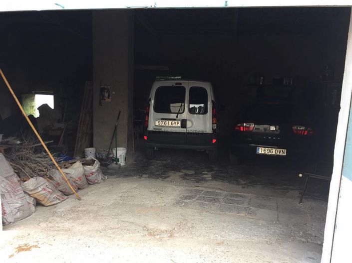 Image No.6-9 Bed Villa for sale