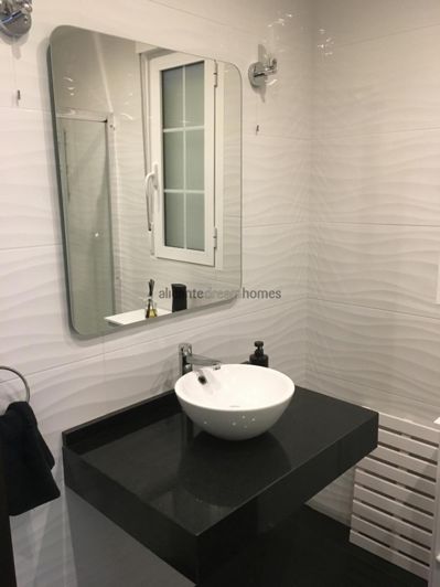 Image No.16-3 Bed Villa for sale