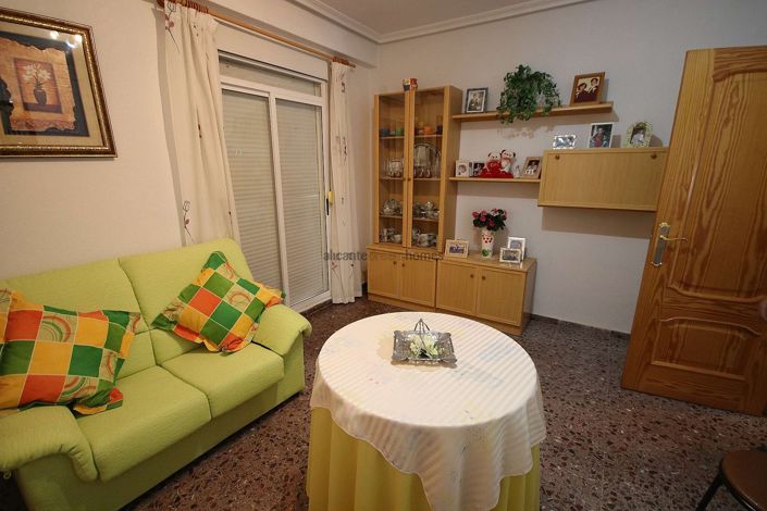 Image No.37-Commercial de 4 chambres à vendre à Monóvar