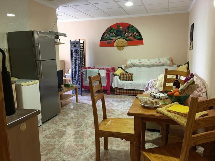 Image No.37-12 Bed Commercial for sale