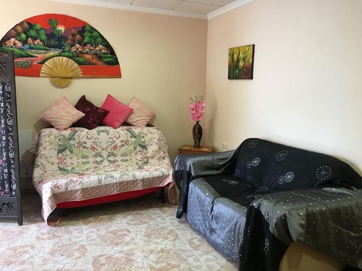 Image No.40-12 Bed Commercial for sale