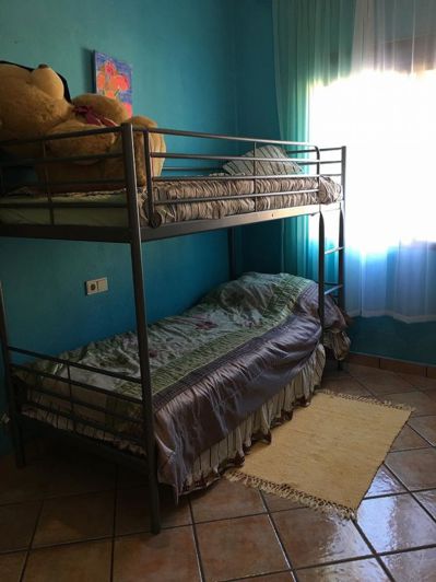 Image No.43-12 Bed Commercial for sale