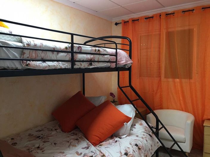 Image No.48-12 Bed Commercial for sale