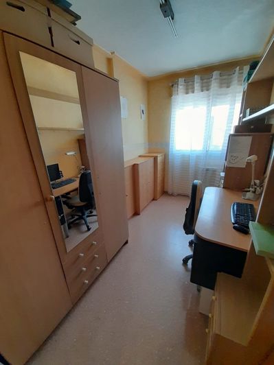 Image No.19-4 Bed Townhouse for sale