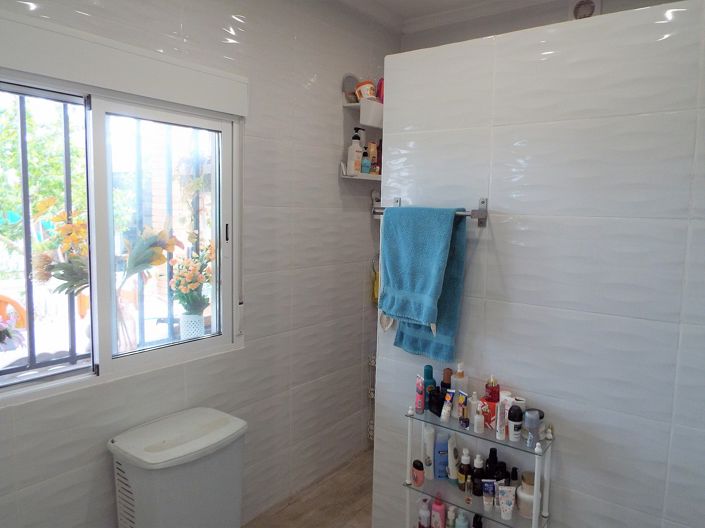 Image No.34-3 Bed Villa for sale