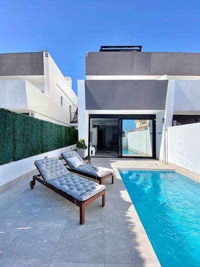 Image No.2-3 Bed Villa for sale