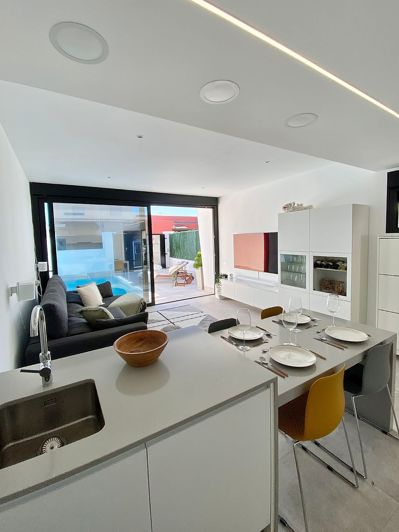 Image No.5-3 Bed Villa for sale