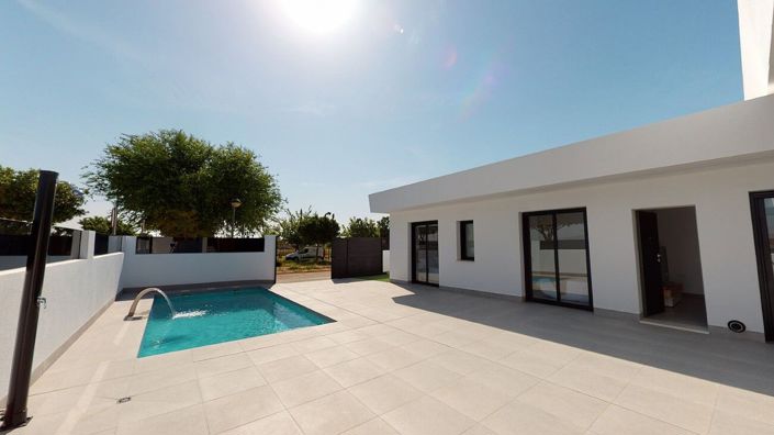 Image No.4-3 Bed Villa for sale
