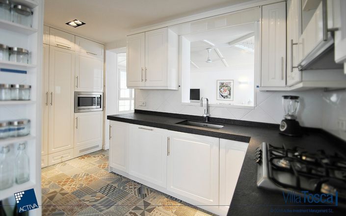 Image No.33-5 Bed Villa for sale