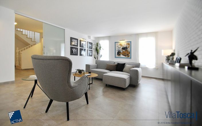 Image No.38-5 Bed Villa for sale