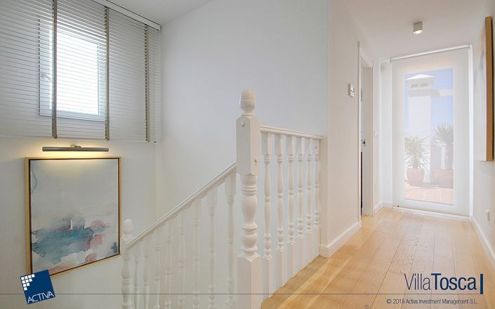 Image No.42-5 Bed Villa for sale