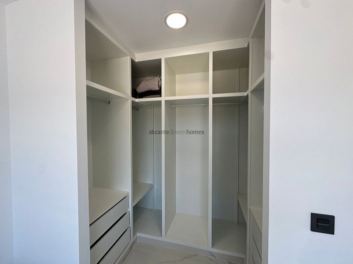 Image No.21-Villa de 4 chambres à vendre à Pinoso