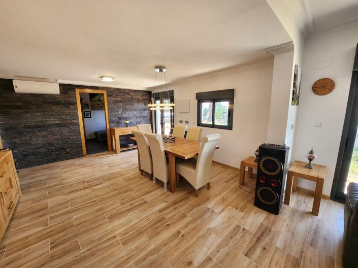 Image No.7-4 Bed Villa for sale