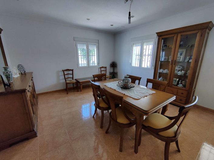 Image No.20-3 Bed Villa for sale