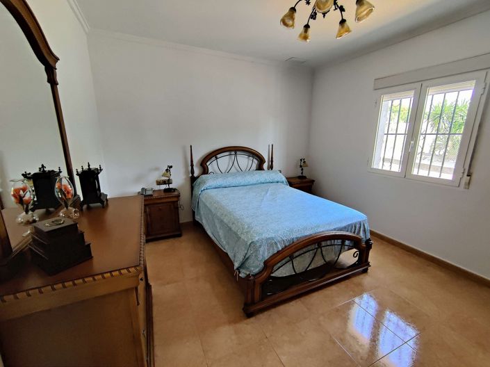 Image No.21-3 Bed Villa for sale