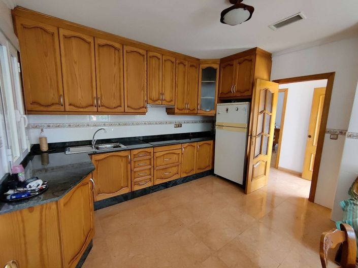 Image No.28-3 Bed Villa for sale