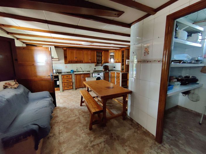 Image No.29-3 Bed Country House for sale