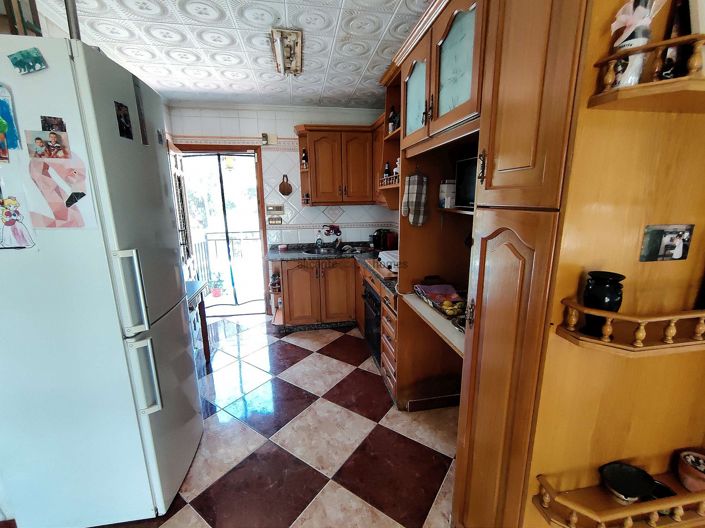 Image No.37-3 Bed Country House for sale