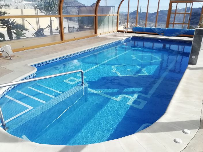 Image No.2-5 Bed Villa for sale
