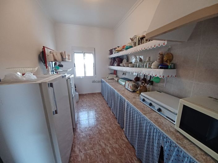 Image No.18-3 Bed Country House for sale