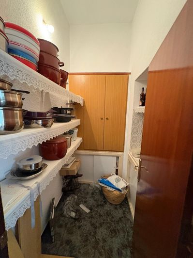 Image No.17-5 Bed Townhouse for sale