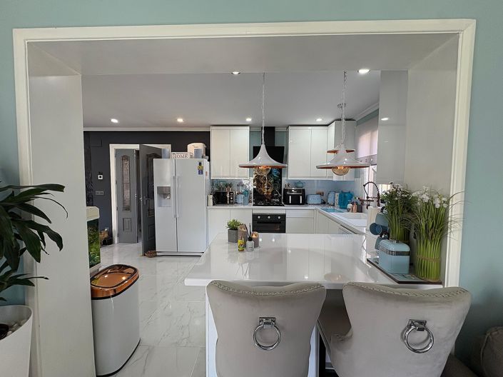 Image No.17-3 Bed Villa for sale