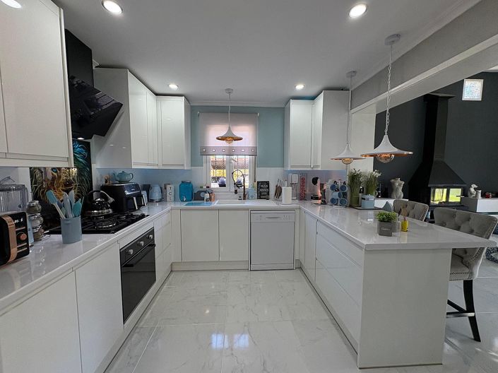 Image No.18-3 Bed Villa for sale