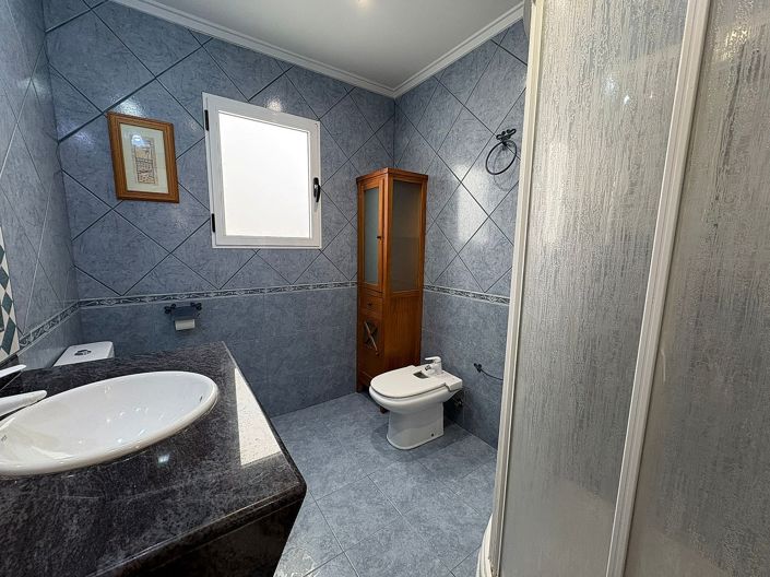 Image No.27-2 Bed Apartment for sale