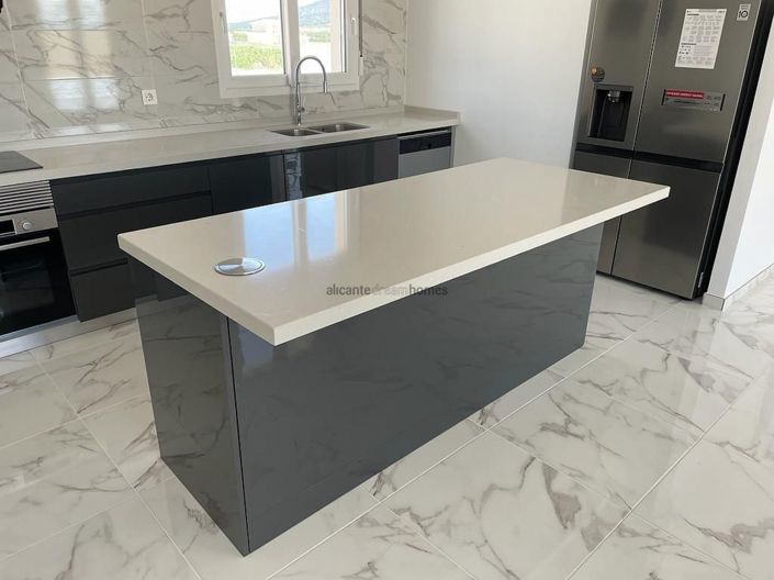 Image No.12-4 Bed Villa for sale