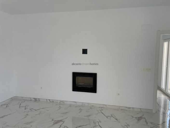 Image No.20-4 Bed Villa for sale