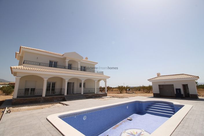 Image No.3-4 Bed Villa for sale
