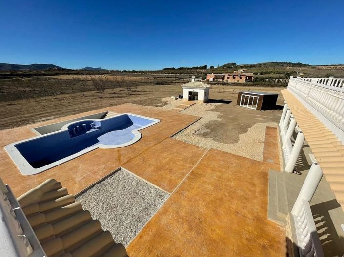 Image No.20-6 Bed Villa for sale