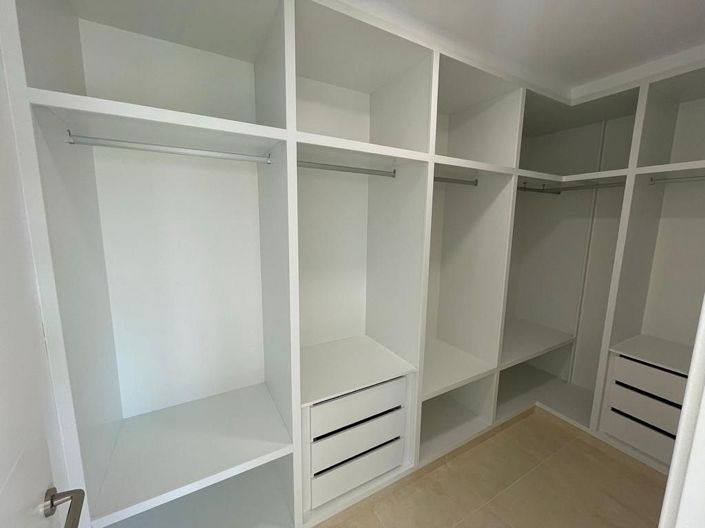 Image No.8-6 Bed Villa for sale